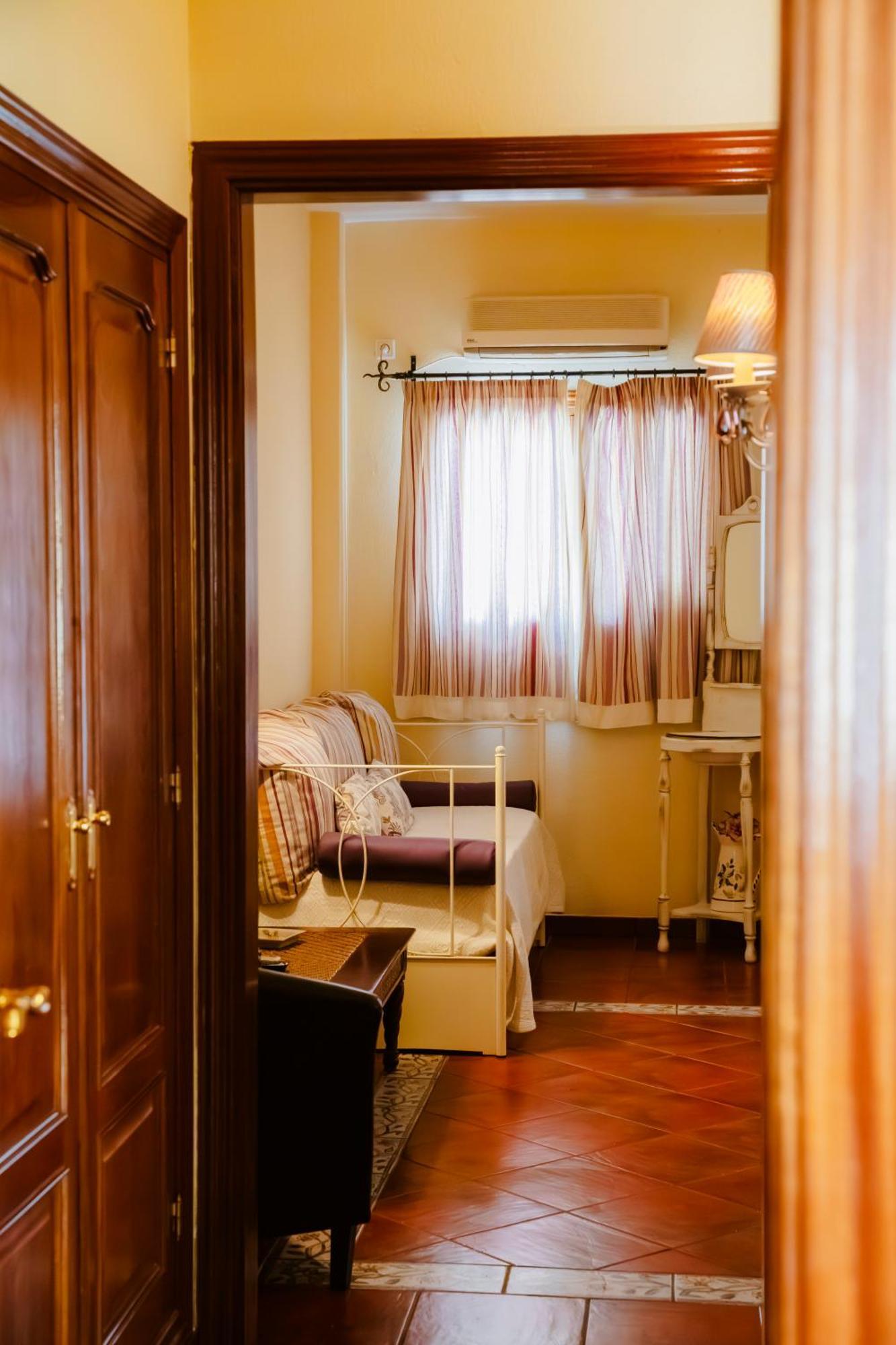Escua Aparthotel Archidona Εξωτερικό φωτογραφία